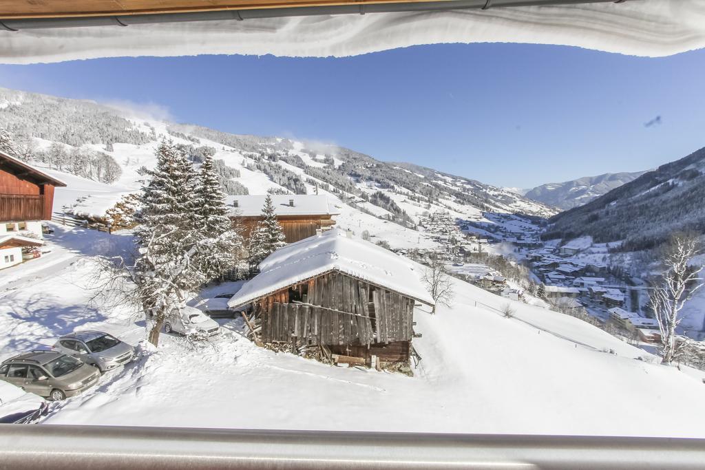 Eberharthof Apartamento Saalbach-Hinterglemm Exterior foto